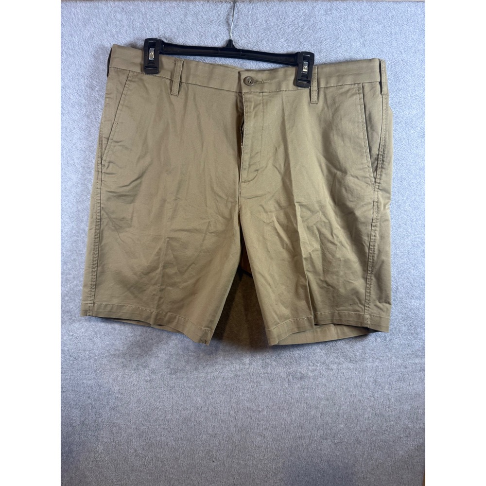 Dockers Ultimate Short Mens 38 Khaki Tan Supreme Flex 9 Inch Inseam Chino NWT